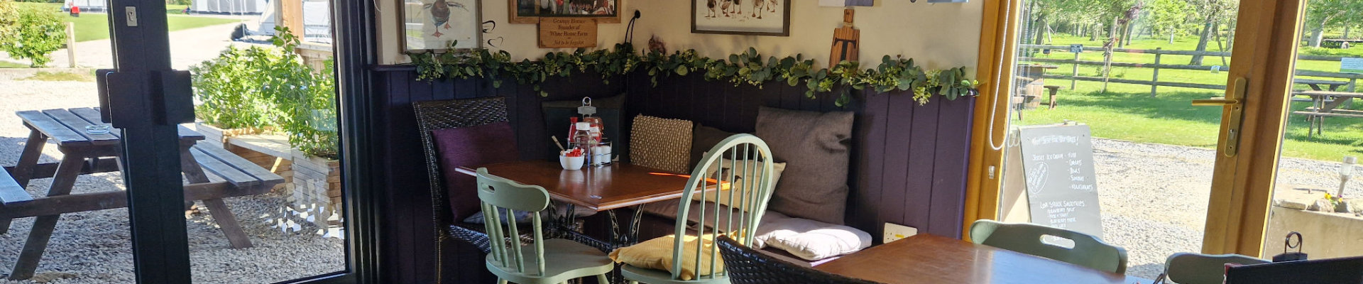 Horse Shoe Tearooms - Gloucestershire